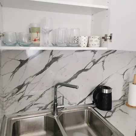 Elia * ネア・カルヴァリ